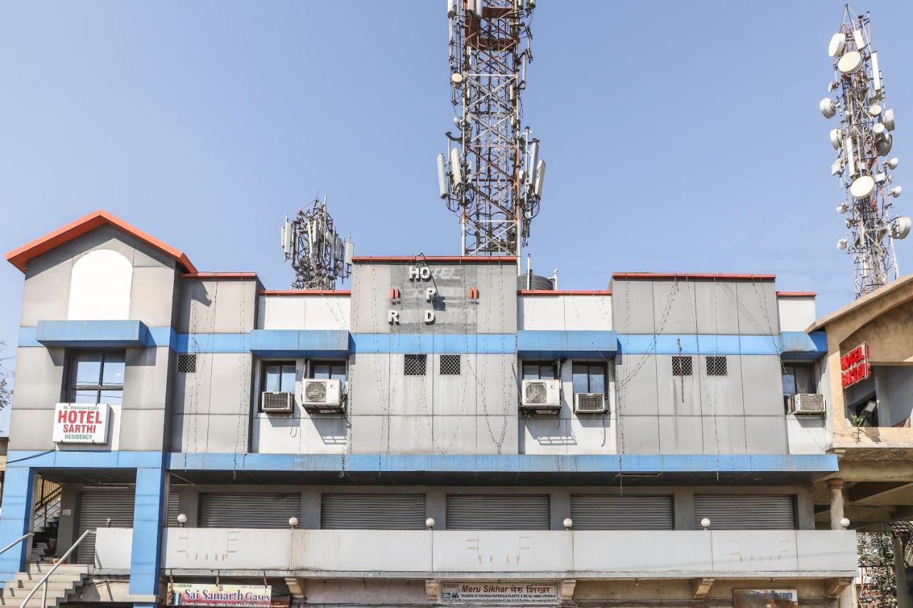 Oyo 69877 Hotel Sarthi Residency Ahmedabad Exterior photo