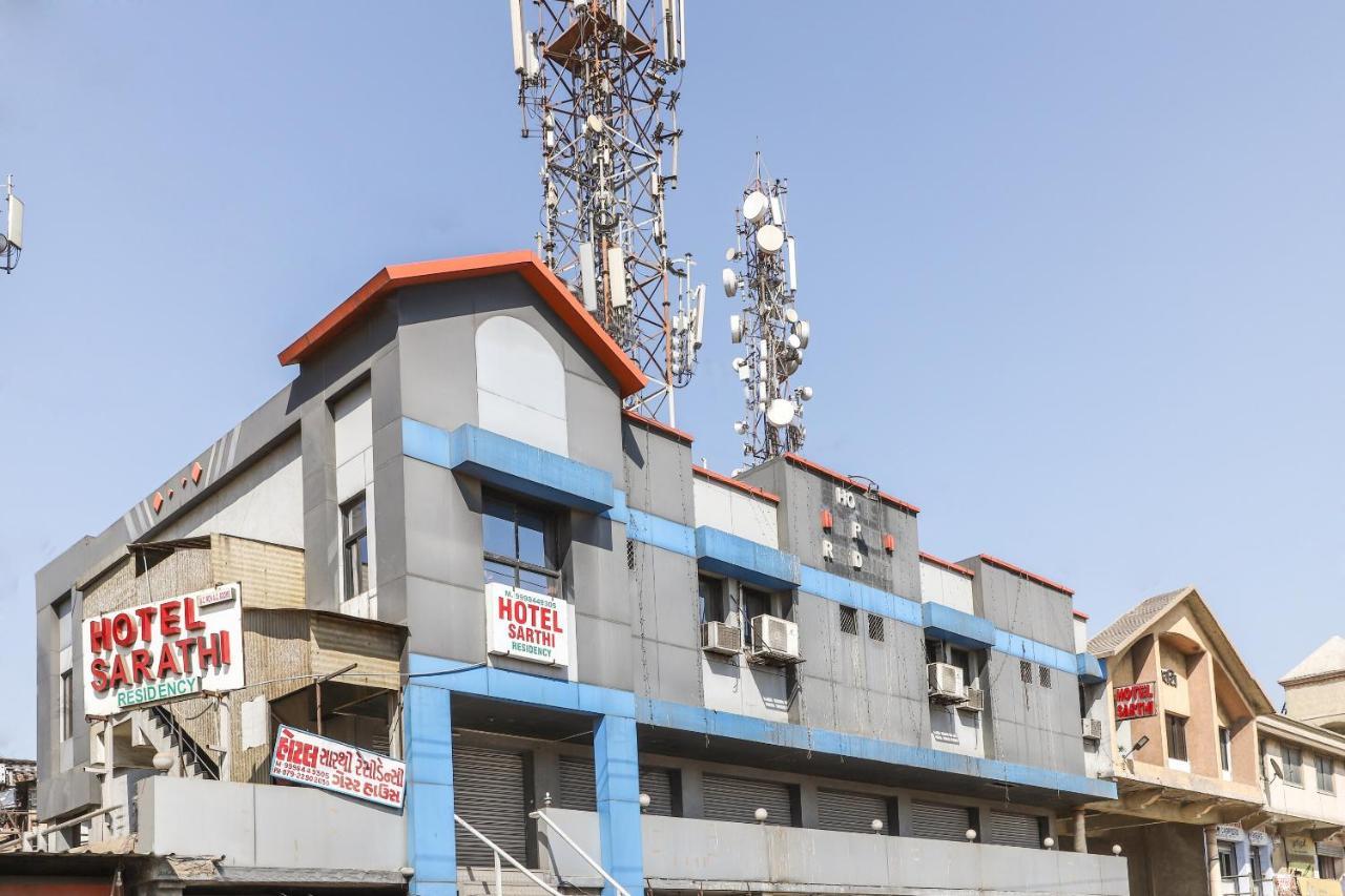 Oyo 69877 Hotel Sarthi Residency Ahmedabad Exterior photo